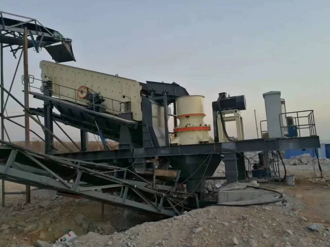 Crawler Mobile Sand Crusher Plant