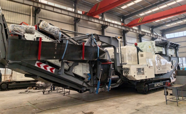 How a Tracked Mobile Crusher Improves Construction Waste Recycling
