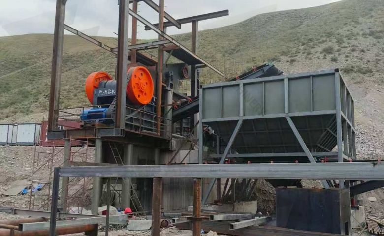 Why Does Feed Hopper of Stone Crushing Plant Get Blocked