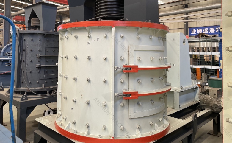 How Does Vertical Composite Crusher Improve Sand Production Rate?