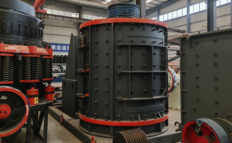 Why Does Vertical Composite Crusher Achieve High Crushing Ratio?