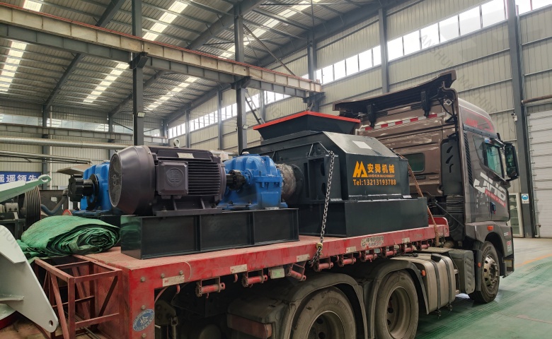 How Does a Double Roller Crusher Produce Fine Sand?