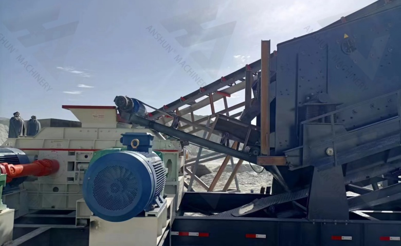 What Factors Affect Double Roller Crusher Sand Production Rate?